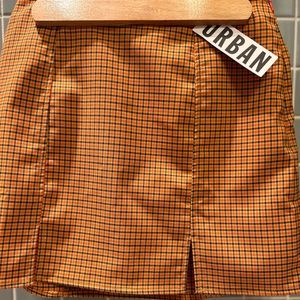 Brand new urban skirt